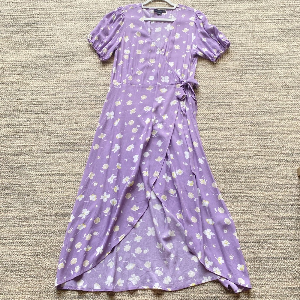 Purple Flowered High-Low Tie Dress w/ Puff Sleeves